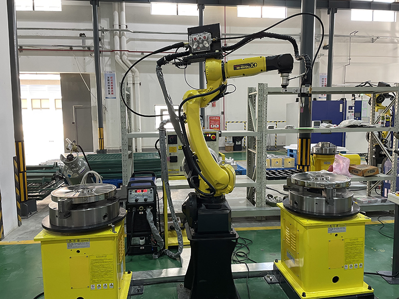 焊接機(jī)器人